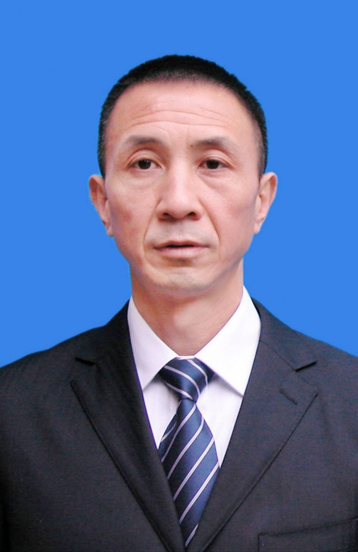 材料21寸证件照片-3.jpg